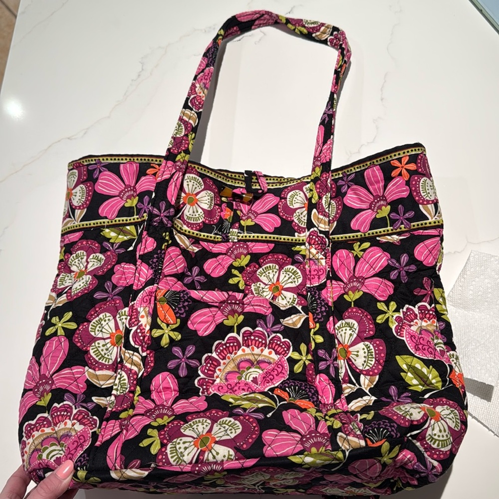 Vera Bradley tote bag
